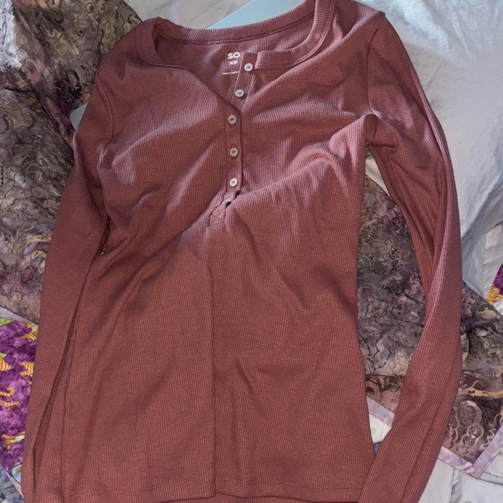 SO Women's Button Down Henley